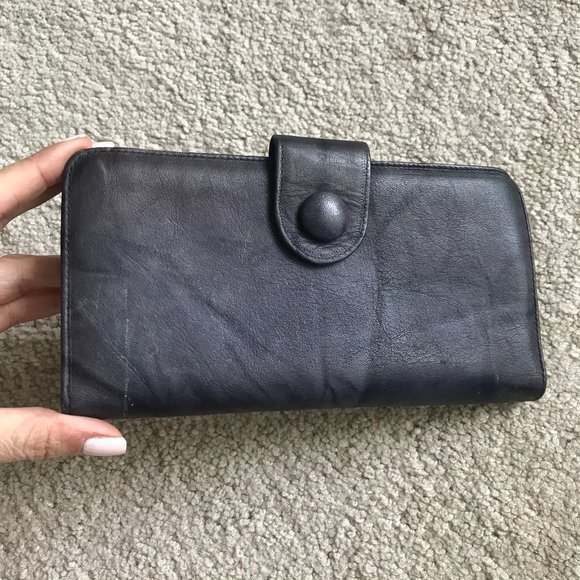 Vintage Leather Kissing Clasp Wallet - Picture 2 of 9